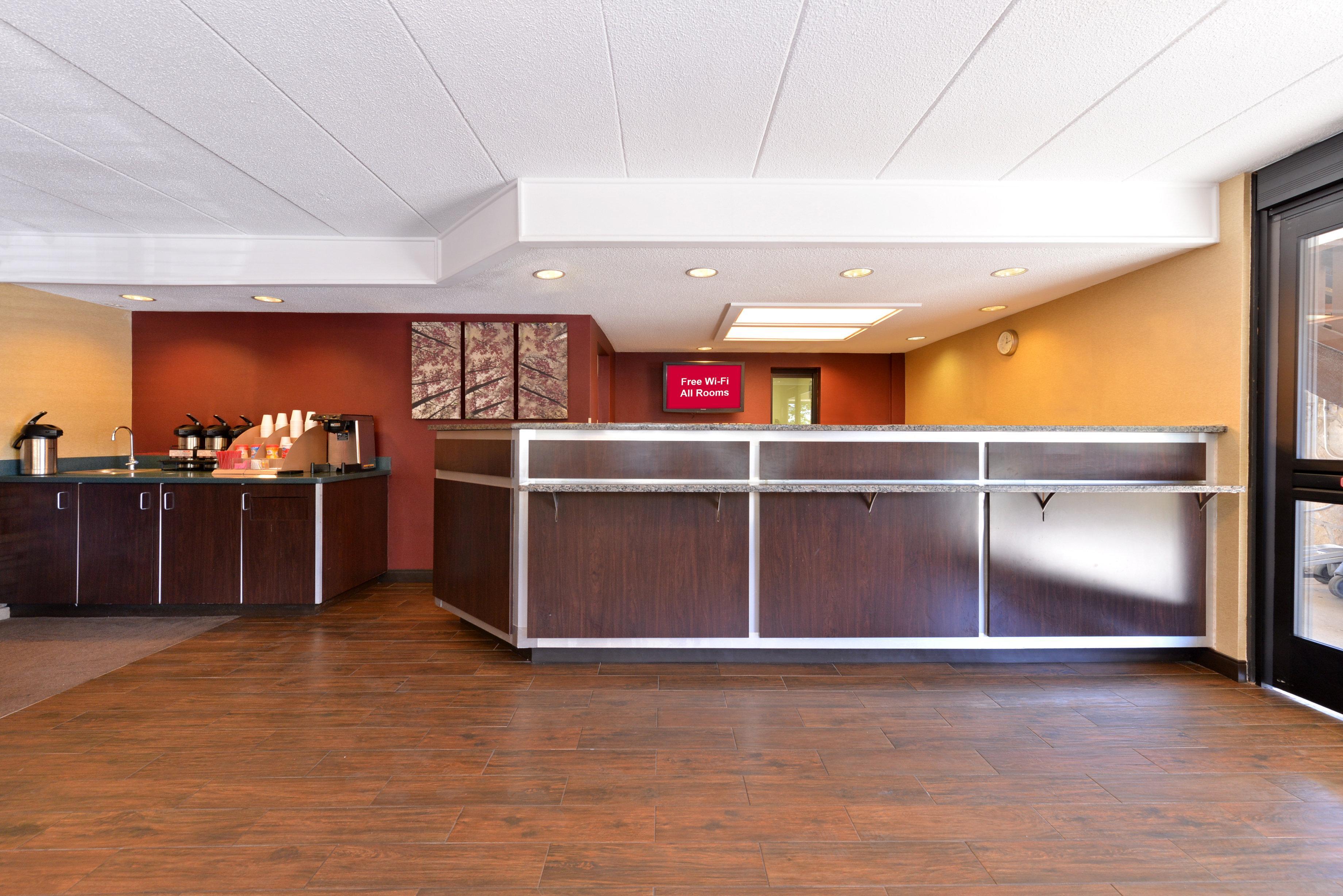 Red Roof Inn Plus+ Secaucus - Meadowlands Exterior photo